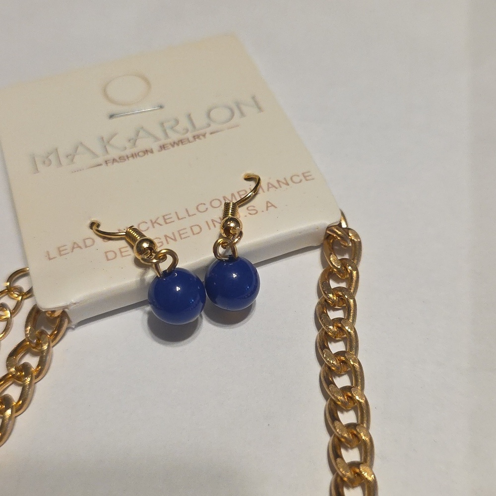 Gold and Blue Floral Necklace - Picture 16 of 16